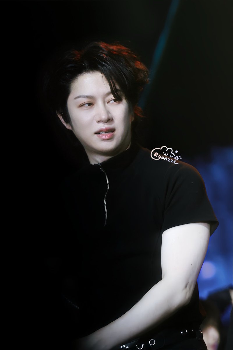 20251115 SuperShow10🇹🇼

- I wanna dance, I wanna play
선명히 새겨져 in the DNA -
🍒💙

#슈퍼주니어 #superjunior #희철 #Heechul #金希澈 #希澈 #ヒチョル #supershow10