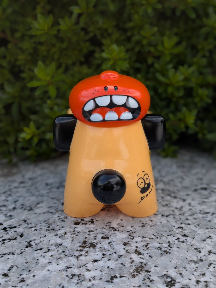 ソフコンと昨日で3回惨敗してた、おひげのポン✖️にぎるちゃんコラボ