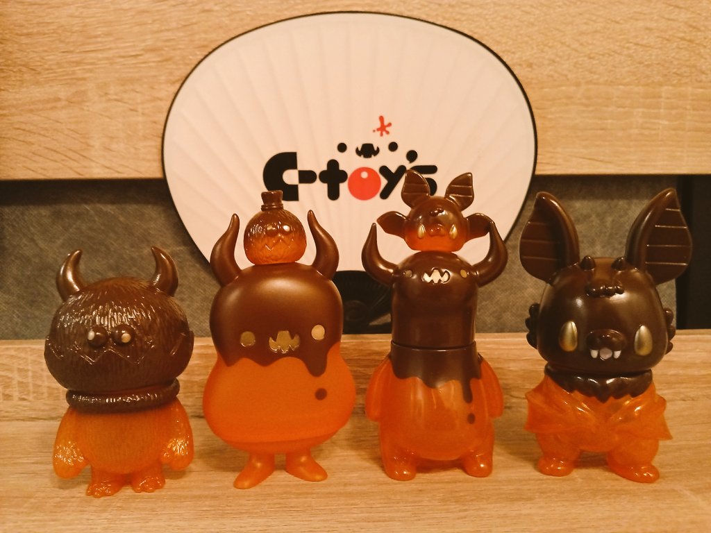 GNSANTA00's tweet photo. デザフェス戦利品⑤+通販
C-toysのちしまさんからいっぱいお迎えしました🙌
今回のオランジュショコラがオシャレでかなり気に入っております🟠🍫
そしてまさかの当日にお空ボーの新色でびっくりしました😆
#ctoys
#ちしまこうのすけ さん https://t.co/OgsxX502CU