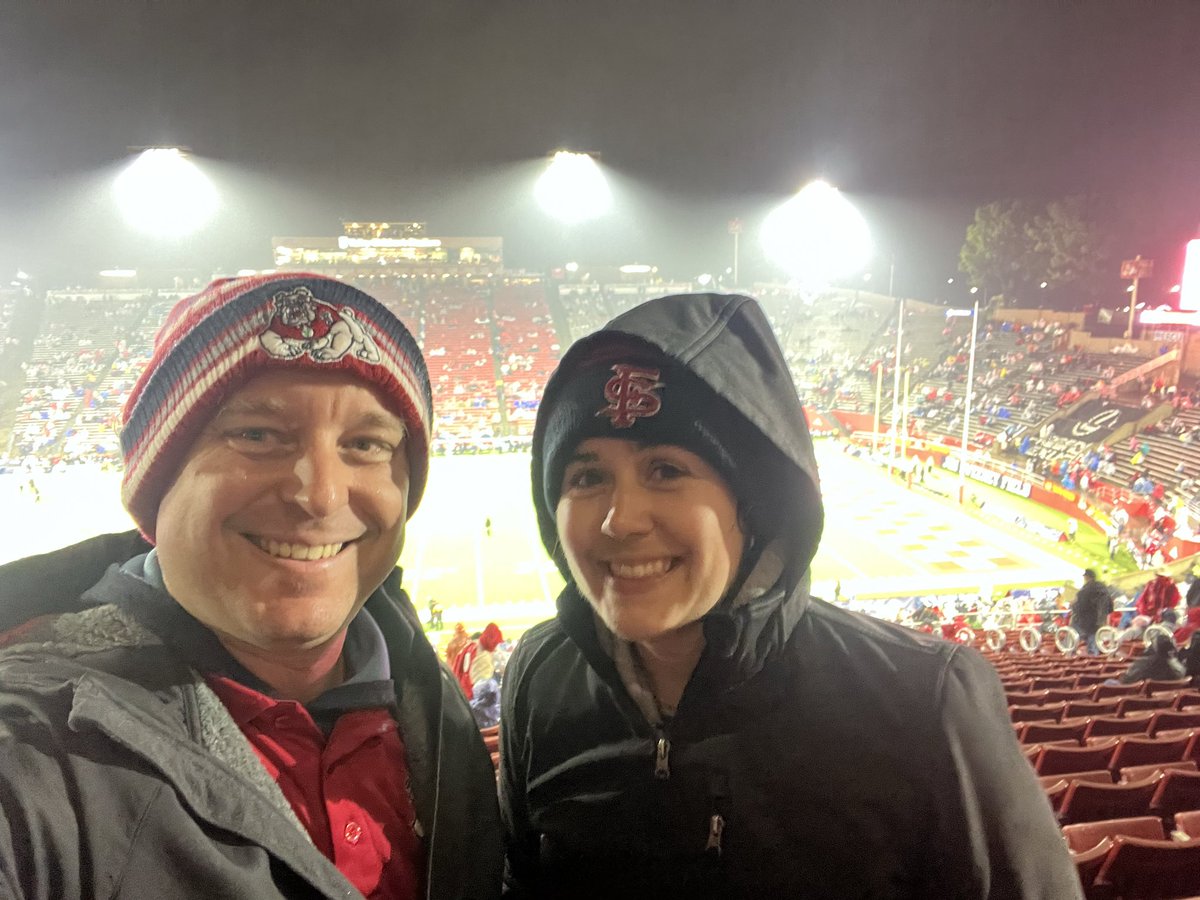 PhilGessert's tweet photo. Go dogs!! @FSAthletics @FresnoStateFB https://t.co/qE7S7uXUlZ