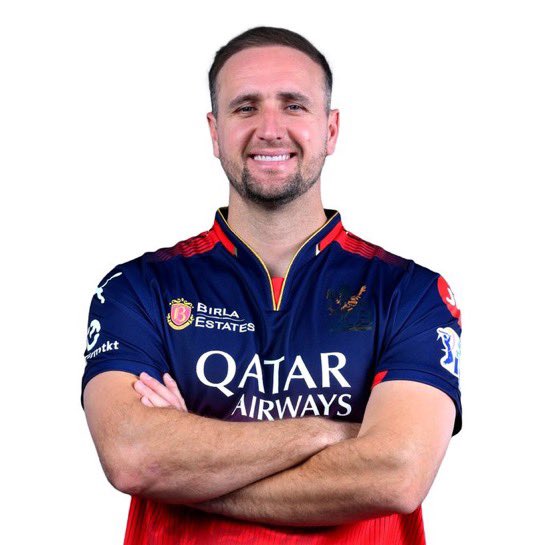 Vibhor4CSK's tweet image. Rank in order of your preference of ARs in CSK:

Green
Maxwell
Livingstone
Russell