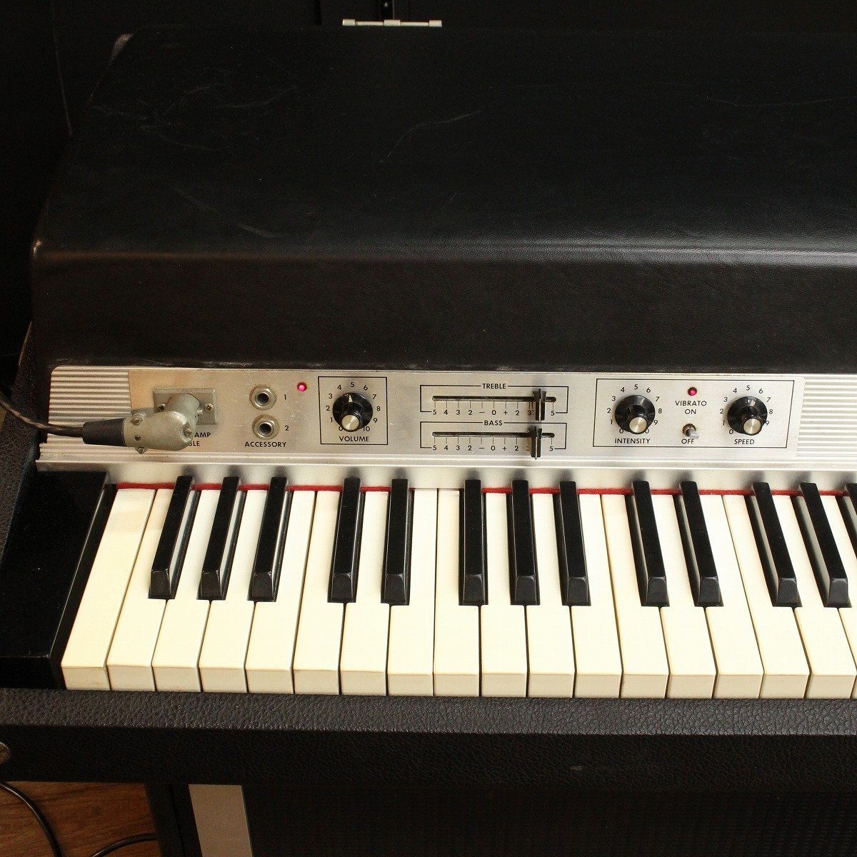 RHODES Mark1 拍子木1970年代！タバコの跡などが気になる方に‼️