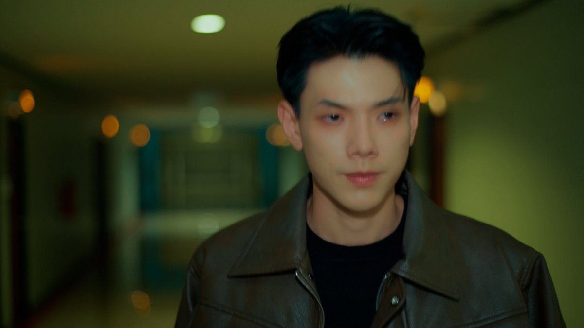 สงสัย...พี่ธันว์นอนไปไหน ก็ตอนเปิดห้องบอก ห้องเดียวนิ

THE WICKED GAME EP8

#เกมรักลวงEP8