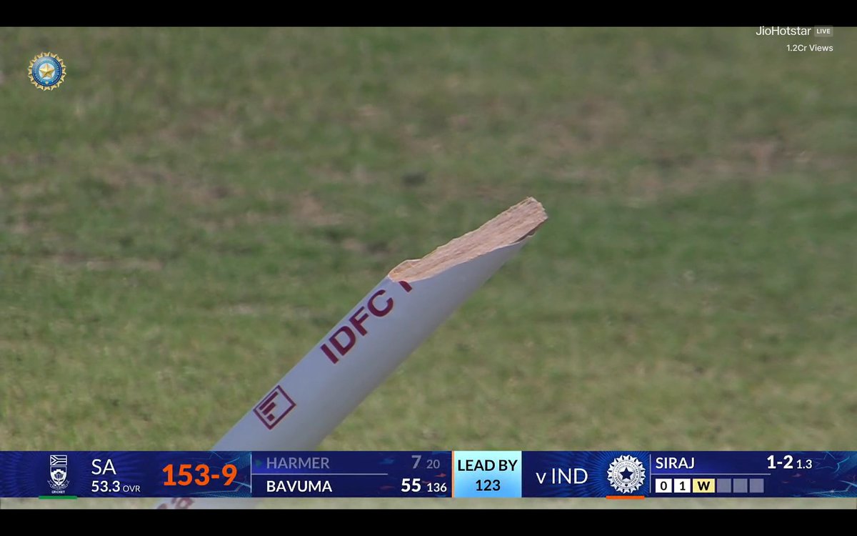 SIRAJ 🥶🔥

- He gets Harmer, South Africa 9 down...!!!