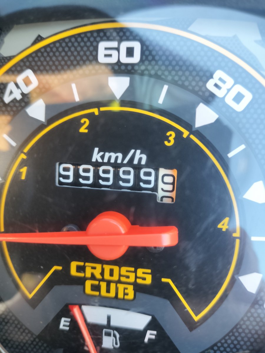 後、100㍍で新車になる

#カブ
#クロスカブ