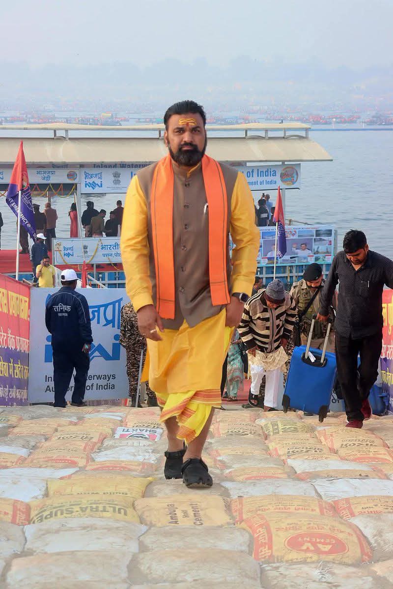 ajeet_shree's tweet image. बिहार भाजपा के सबसे कद्दावर ऊर्जावान और प्रोग्रेसिव सोच रखनेवाले नेता सम्राट चौधरी जी को उनके जन्मदिवस पर ढेरो शुभकामनाये. 

#सम्राट_चौधरी #SamratChaudhary 
@samrat4bjp