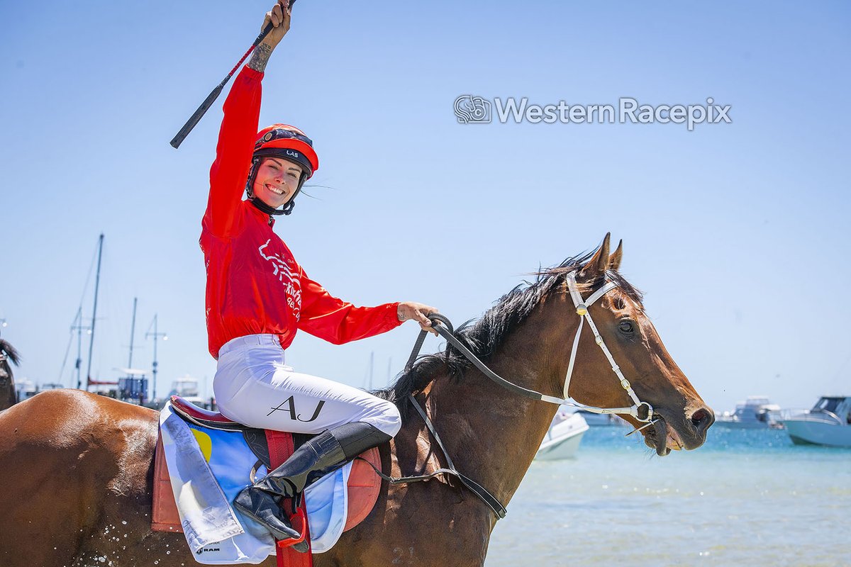 WesternRacepix's tweet photo. DOBLE OH NADA - Rockingham Beach Sun 16th November #WesternRacepix #RockinghamBeachCup
More πΈ https://t.co/XhRFkk00xX https://t.co/QPbqqYAlYm
