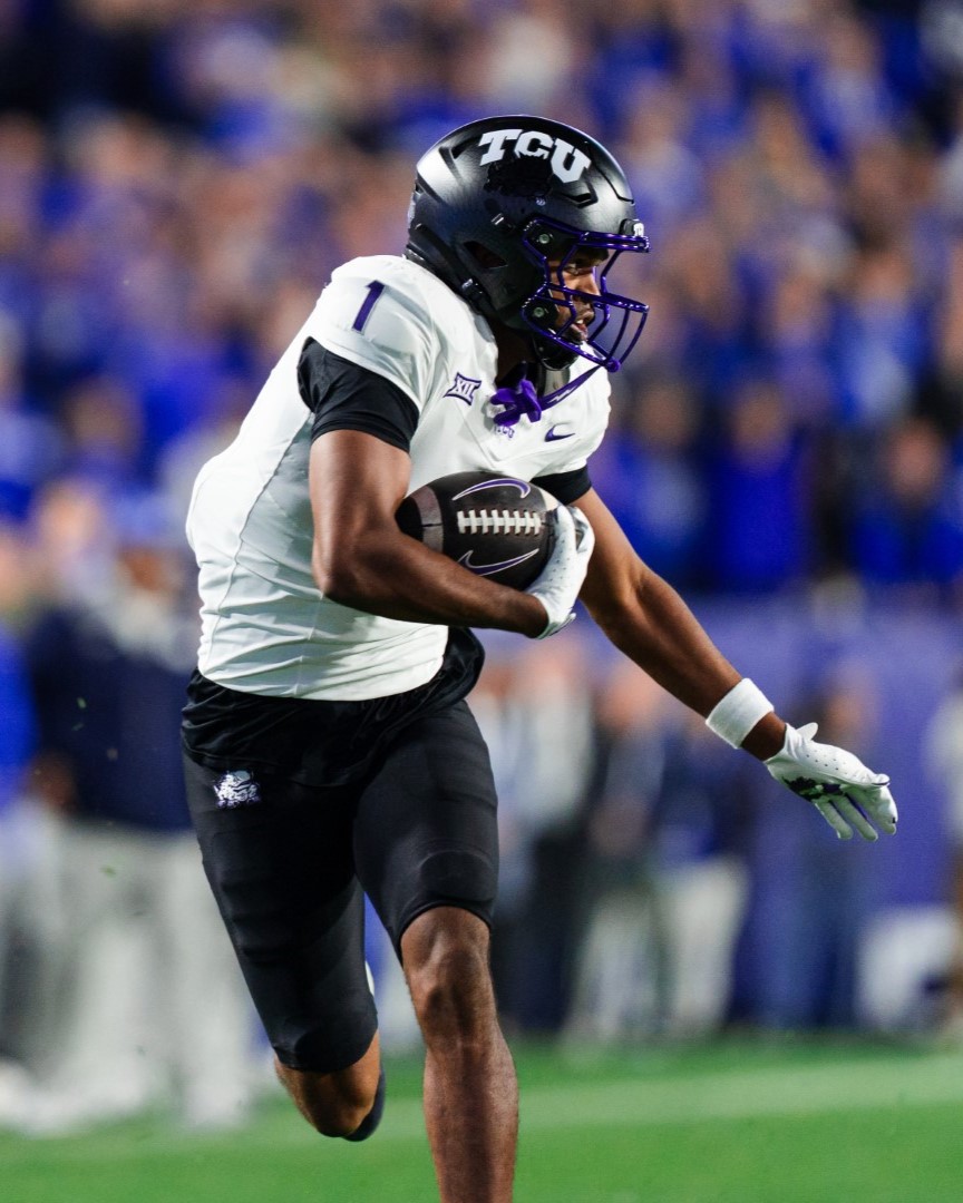 TCUStatsInfo's tweet image. Eric McAlister has eclipsed 100 yards receiving for the third consecutive game and is up to 941 yards on the season - good for 9th on the single-season charts

7. Josh Boyce, 2011 - 998
8. Jimmy Young, 2008 - 988
𝟵. 𝗘𝗿𝗶𝗰 𝗠𝗰𝗔𝗹𝗶𝘀𝘁𝗲𝗿, 𝟮𝟬𝟮𝟱 - 𝟵𝟰𝟭

#GoFrogs