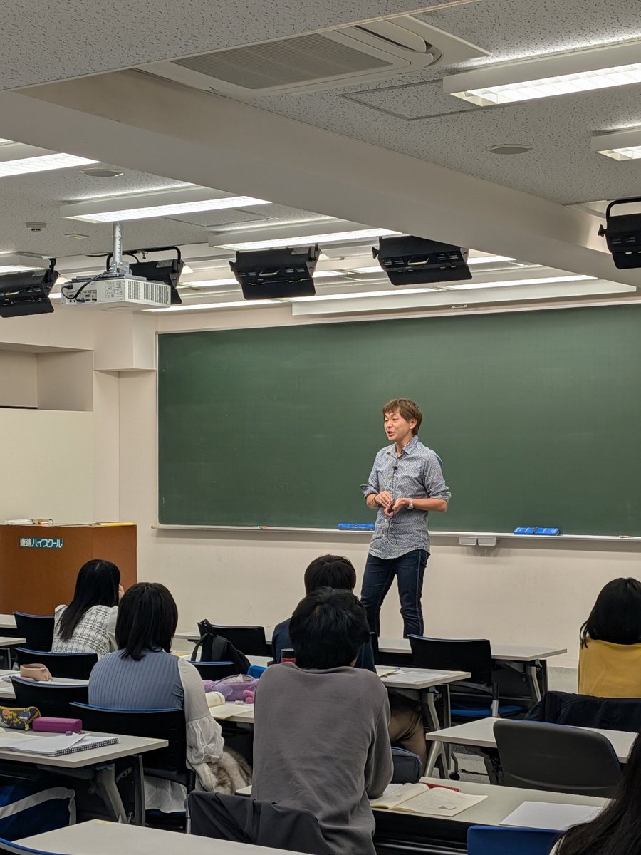 本日御茶ノ水校では林修先生の高2東大現代文&高1東大現代文、志田晶