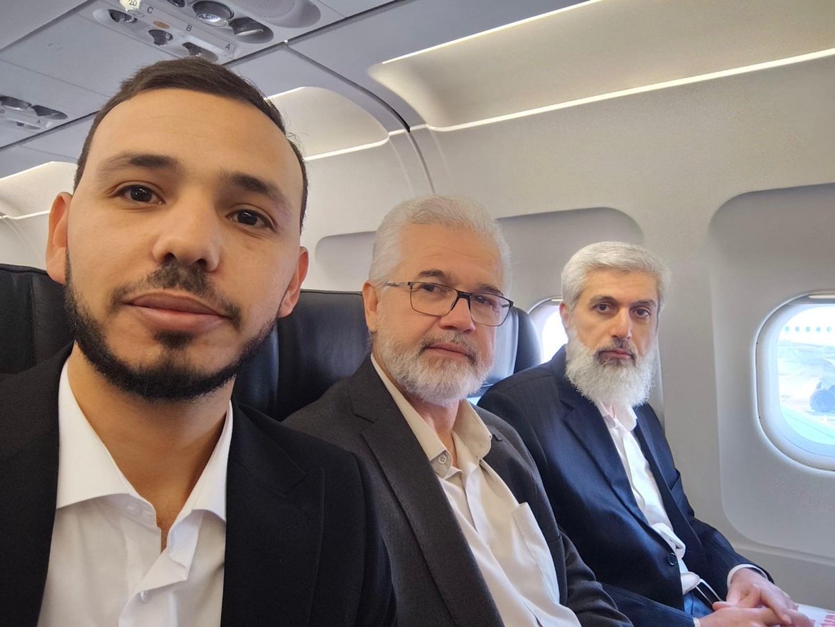 Hayatıma anlam katan en değerli yolculuklardan biri 😊

Kıymetli hocamız, Furkan Hareketi Lideri <a href="/alparslankuytul/">Alparslan Kuytul</a>  Hocaefendi ile İstanbul konferansı için yoldayız.

Rabb'im programımızı hayırlı, bereketli eylesin. Hocamızı başımızdan eksik etmesin 🤲