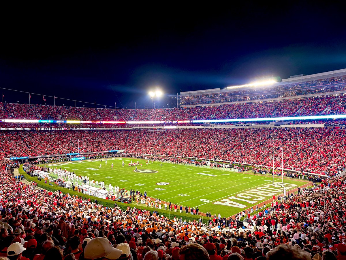 Georgia once again gives Texas a lesson in SEC Football as the Dawgs run out 35-10 winners!

First visit to Athens and Sanford Stadium has been amazing; everyone we met was so welcoming, the atmosphere was electric and what a spectacle they made it! 🔥 #GoDawgs