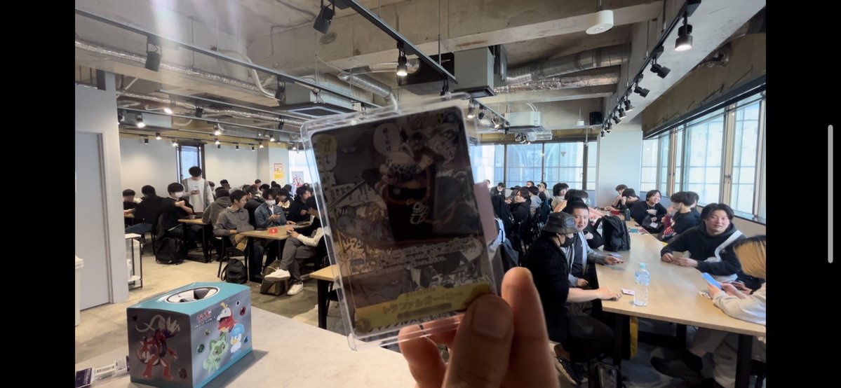 Revolution_cs's tweet image. 今回のビンゴ賞　コミパラは...

🫴🌐トラファルガー・ロー　🫴🌐

でした！！

運女王に輝いたのはチームABC 
👑N_tan様です👑

👏おめでとう御座います👏