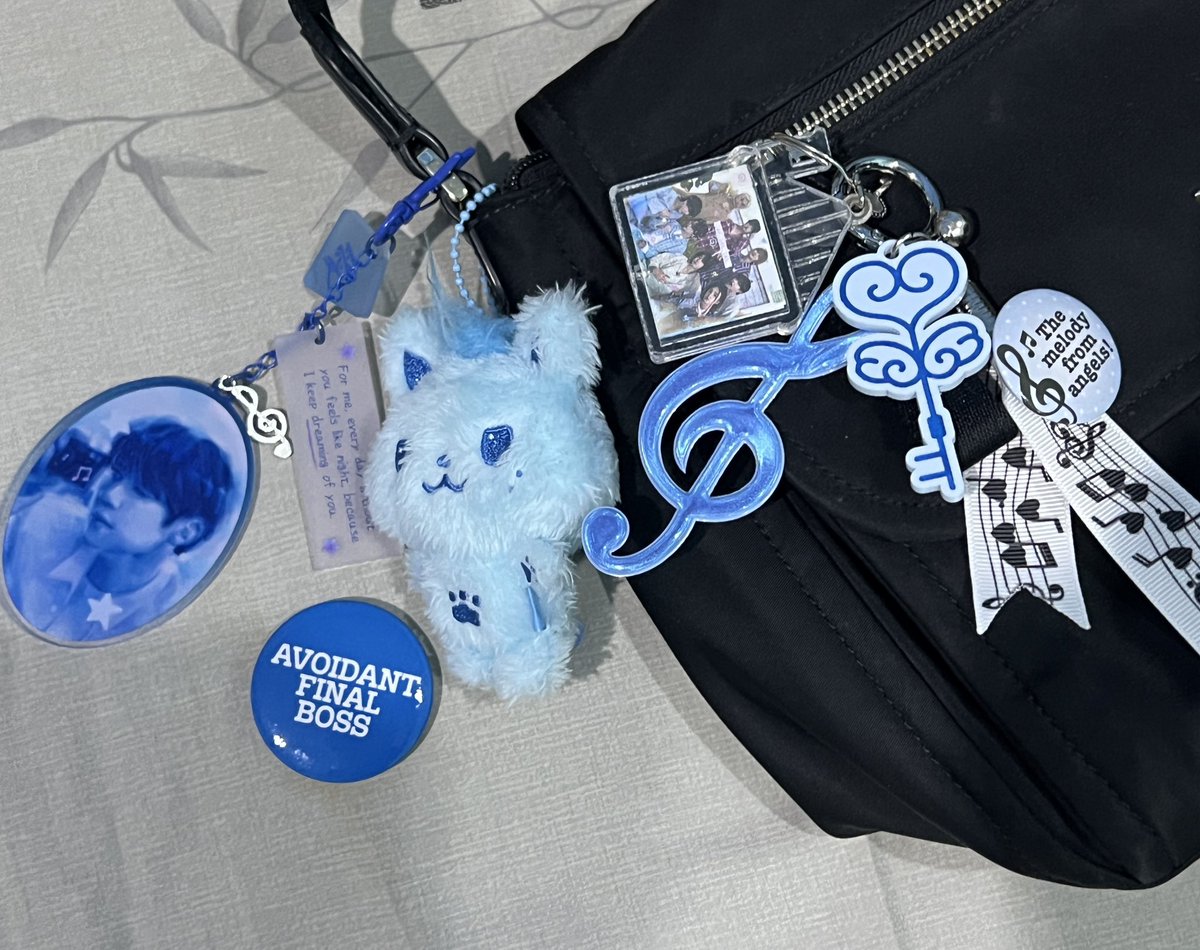 cf21 haul, trades, &amp; freebies thank you &amp; love you all 💙🌟 <a href="/sparkliemarket/">𝙤𝙧𝙗𝙞𝙩🛋️ PLAND A21 DAY 2</a> <a href="/KEEPIEKEEPERS/">yeyo 🍈 cf21 aftersale po📍</a> <a href="/02png/">02PNG 🩸AFASG CH40</a> <a href="/ohmycheonsa/">audy 🐰</a> <a href="/Shotoayam1/">₊ ⊹ shoto ⋆ CF21 Aftersale °ᡣ𐭩</a> <a href="/ddu_st/">alma</a> <a href="/doiescers/">beri ★ PLAND B37</a> <a href="/afterdaydream_/">kia ☆彡 CF21 aftersale</a>  <a href="/kuazuya/">D</a> 

(akhirnya punya jimat rajin ngegitar)