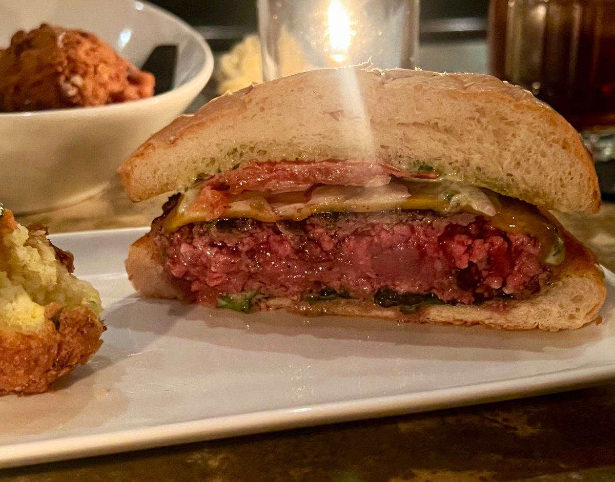 Ordered burger mid-rare; knowing they lean rare, but…🐄