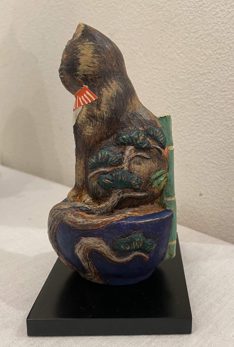 縁起招福猫 松竹梅』 めでたい松竹梅と悪魔合体した招き猫。 途中