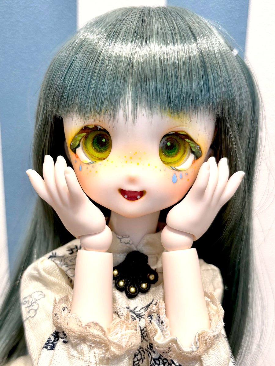 DollyteriaSA's tweet image. ✨店頭商品のご紹介✨
DDH-22 カスタムヘッド

カスタマー様の味を強く感じる個性派フェイスちゃん💚
男の子にも女の子にもなれそうな雰囲気があります😆
まあるい眉毛もキュート！

#ドーリーテリア　#DD 　#MDD　#カスタムヘッド