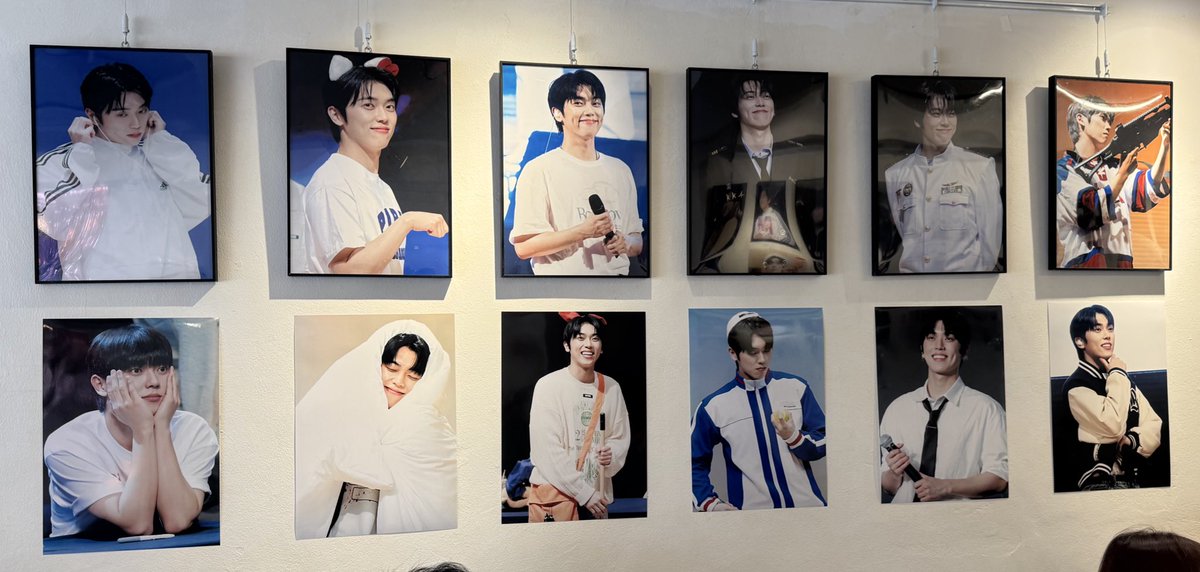 _PONGSIL_'s tweet photo. 날씨가 너무 좋아서 생카���기 딱 좋은 날☀️
특전들도 귀엽고 벽에 붙어 있는 민균이 사진들도 하나하나 다 예쁘서 힐링하고 왔다💕

#민균이의_스타일기
#민균이의_꿈을_기록하다 https://t.co/bpWMtfhiNx