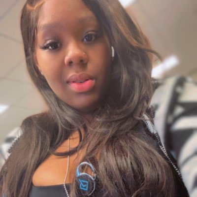 Laleezy23's tweet photo. #NewProfilePic https://t.co/AZRAdtgQn6
