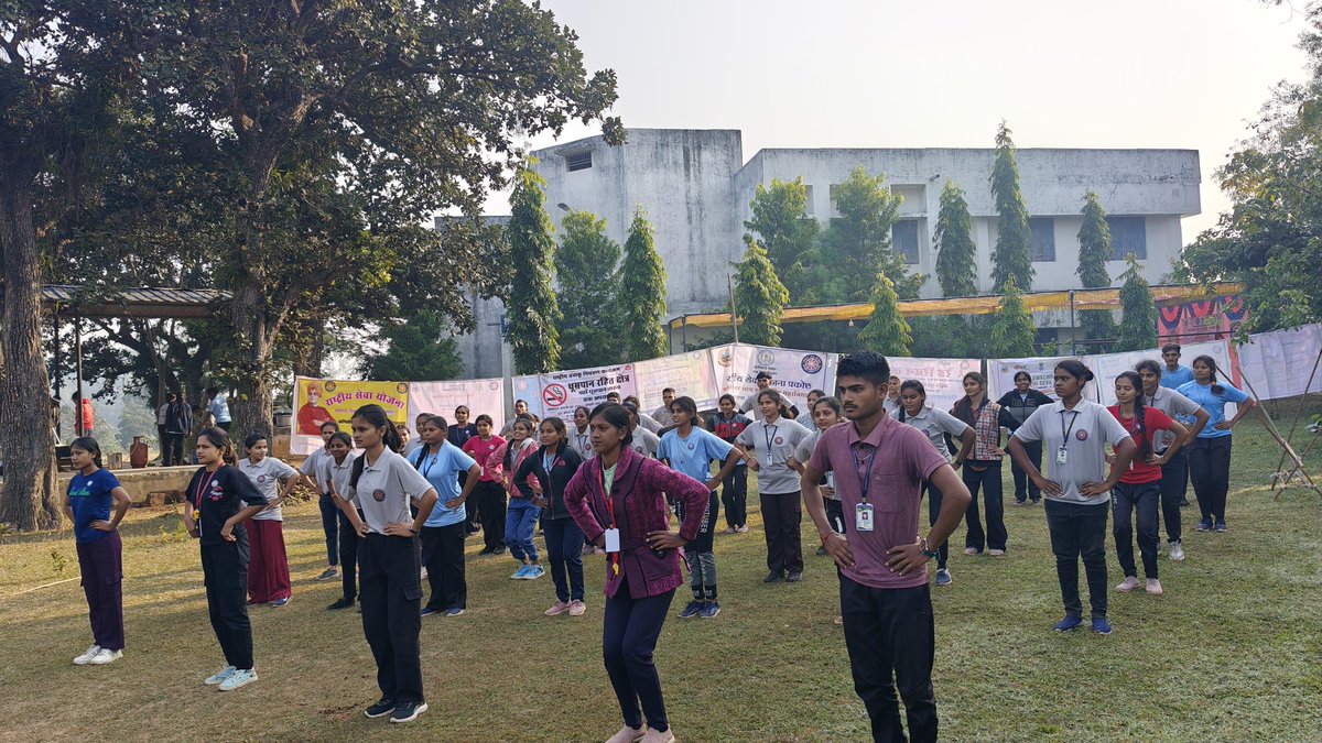 DBNSSPO's tweet image. 07days NSS SPECIAL Campaign 

&quot;YOUTH FOR SUSTAINABLE DEVELOPMENT&quot;

2nd_Days 

Some Glimpses_02