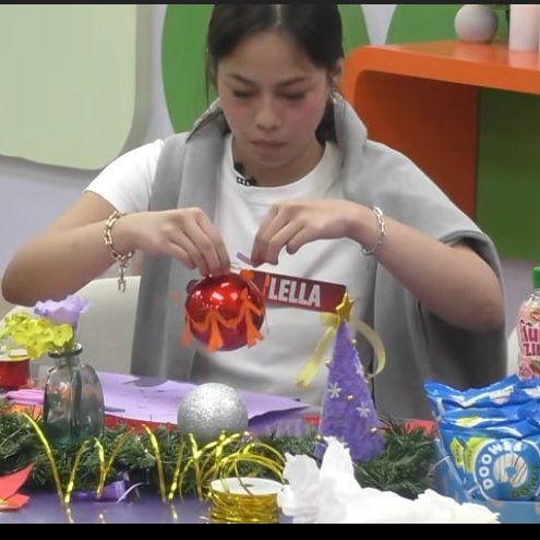 kddaylight's tweet image. merry christmas kuya thank you sa pa camera focus kay lella 😋

#lellaford