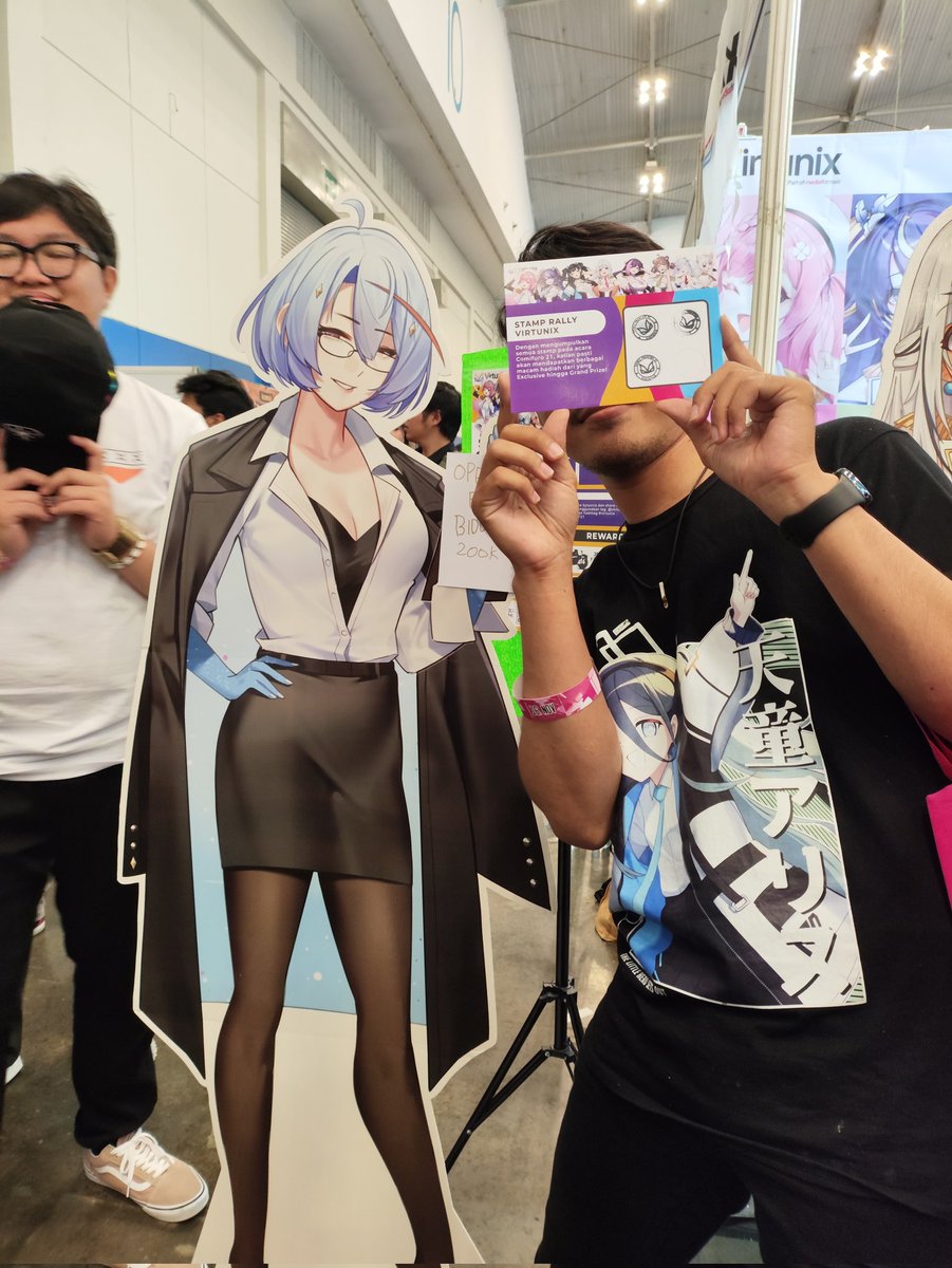 HideyoshiYagami's tweet image. TEHE

#virtunix #virtu5hine #virtunixCF21