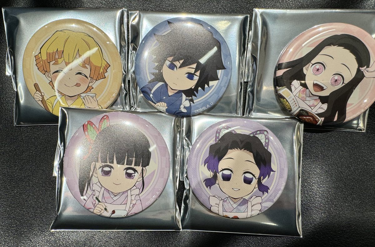 鬼滅の刃 場面写スクエア缶バッジセット 炭治郎 禰豆子 義勇 resize_image-16.jpeg