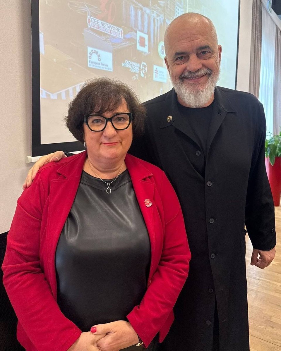 Albania is now one of the leading countries on gender equality — a miracle few expected, built on real courage.
Great to meet my friend <a href="/ediramaal/">Edi Rama</a> in Tirana this week. His leadership shows what real political will can achieve. ✊🌹
#EdiRama #GenderEquality #CEEGenderNetwork