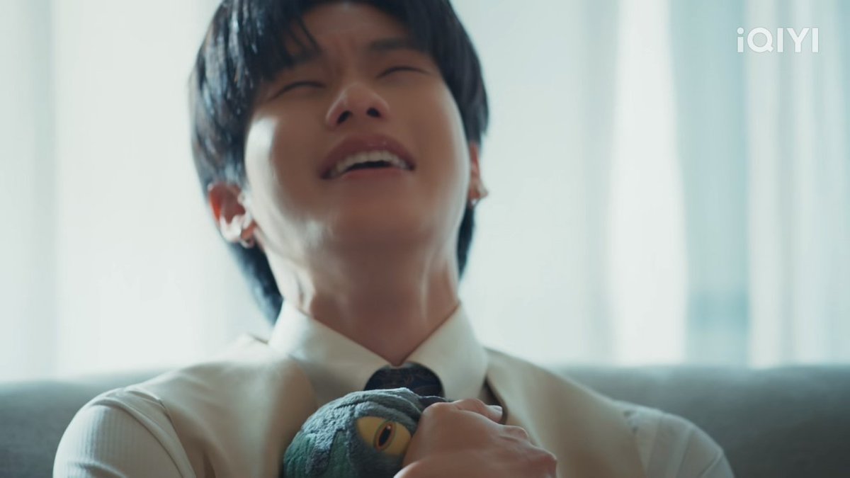 ยิ้มให้คนทั้งโลก...ร้องไห้กับตัวเอง😭😭

THE WICKED GAME EP8
#เกมรักลวงEP8