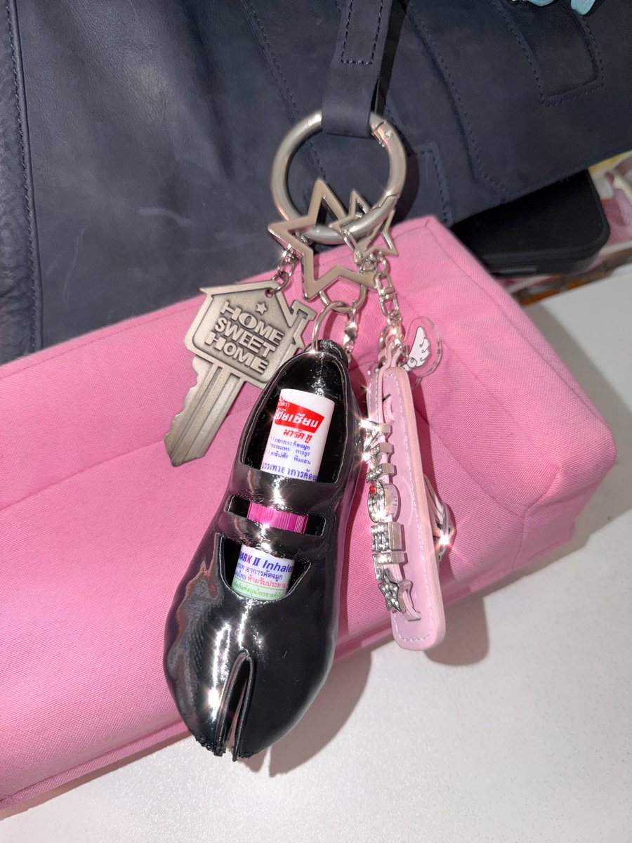 every___things's tweet image. tabi inhaler/balm holder