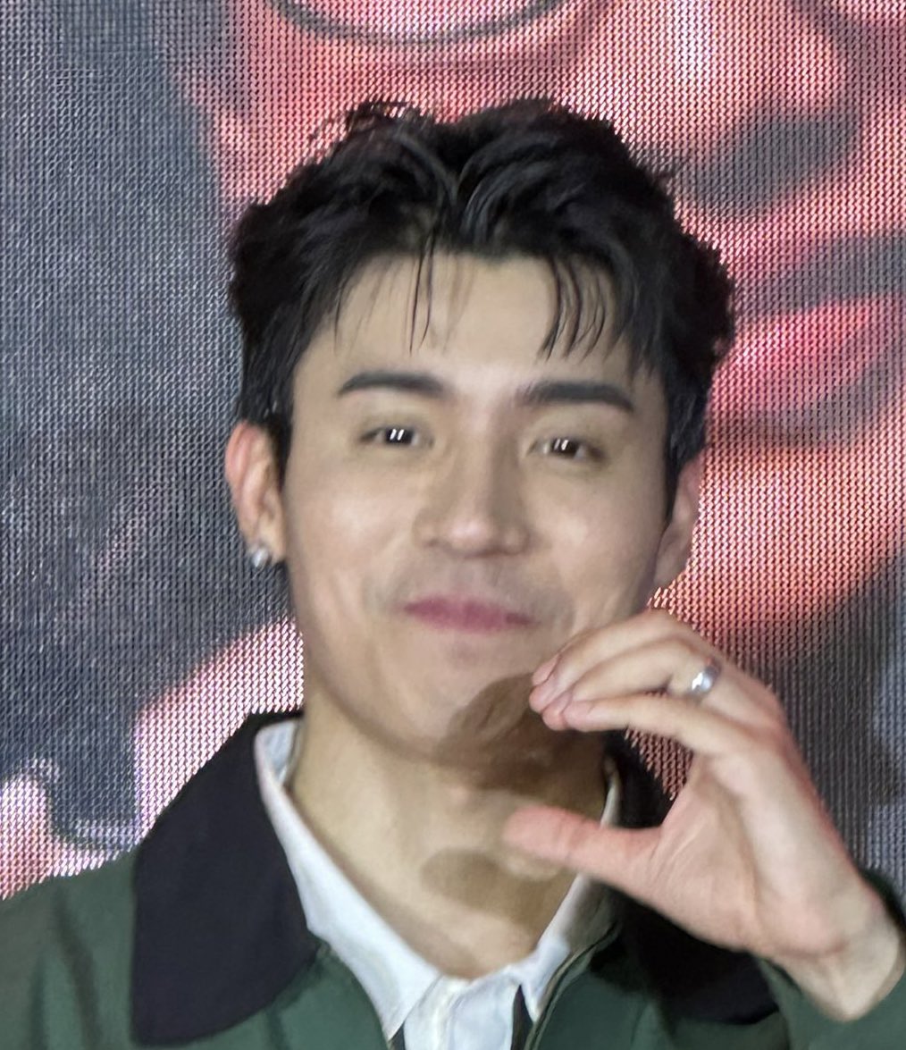 ^ (@_issaaaaa_) on Twitter photo 