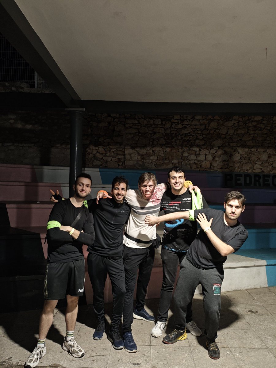 Noche top 🧟‍♂️☠️❤️‍🩹