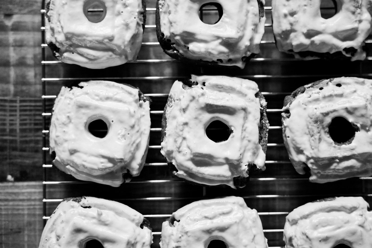 3つの薔薇のオルゴナイト【ブルードーナツ】 3つの薔薇のオルゴナイト