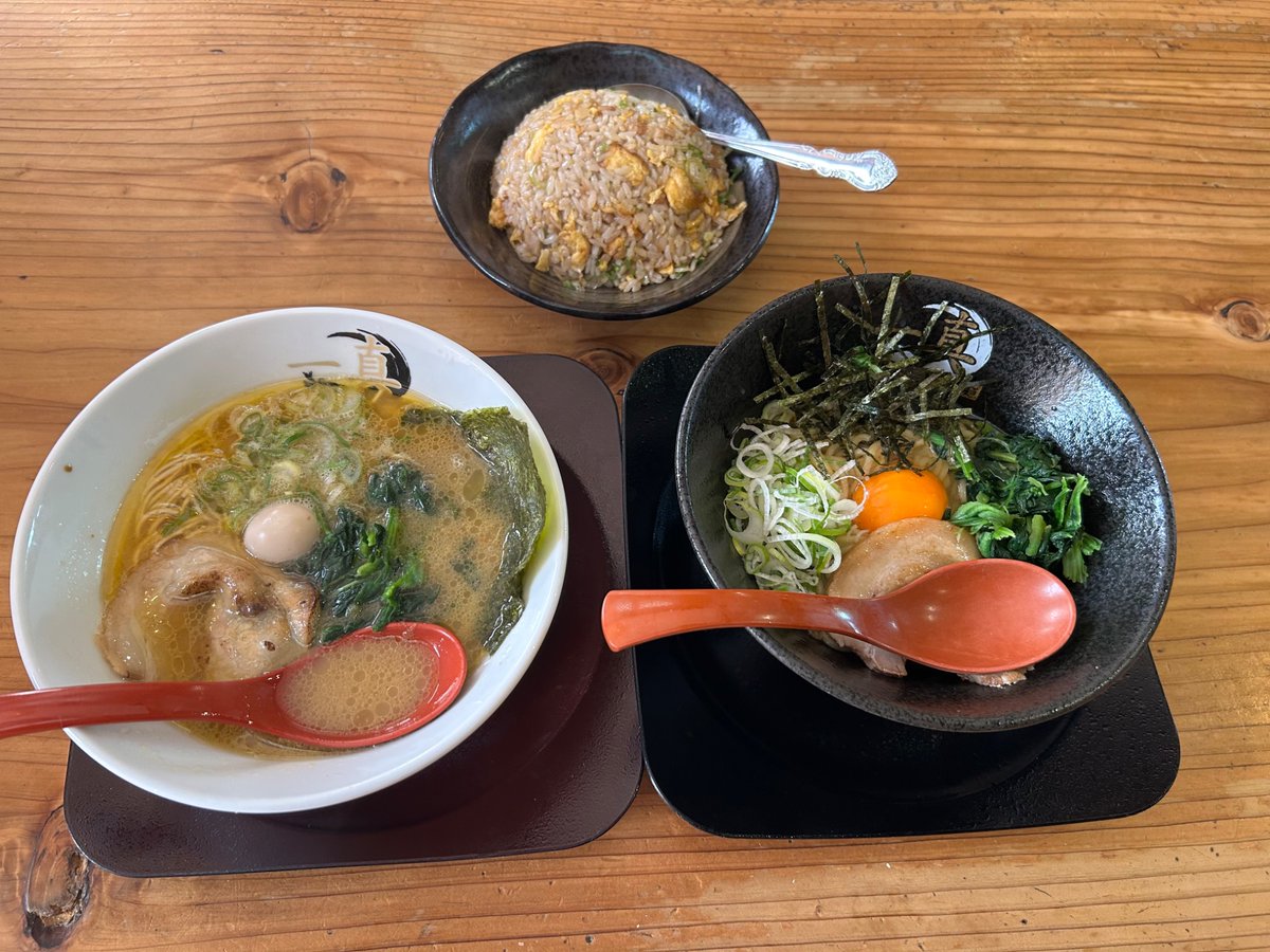 ReoRaira's tweet photo. 昼食は、七山→糸島→那珂川の途中にある『麺処　一真』へ
ラーメン¥880、チャーハン¥600、月見油そば¥900を喫食。
濃厚な豚骨醤油で、あまり臭みはなくとても美味でした！炒飯はかなーり美味しかったです！
それでは帰宅します！本日もYAEH返し&amp;YAEHしていただきありがとうございました♪ご安全に✩︎ https://t.co/FlhljtpRrW