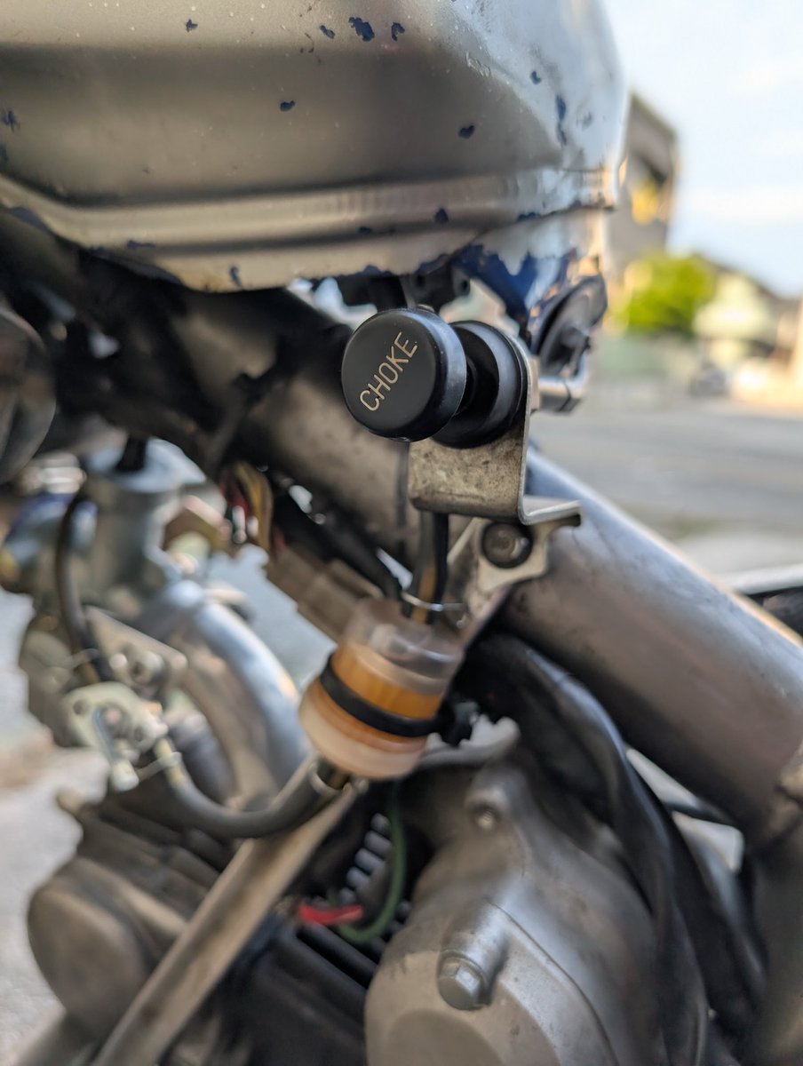 こけページ チョーク付けちゃったﾃﾍﾍﾟﾛ