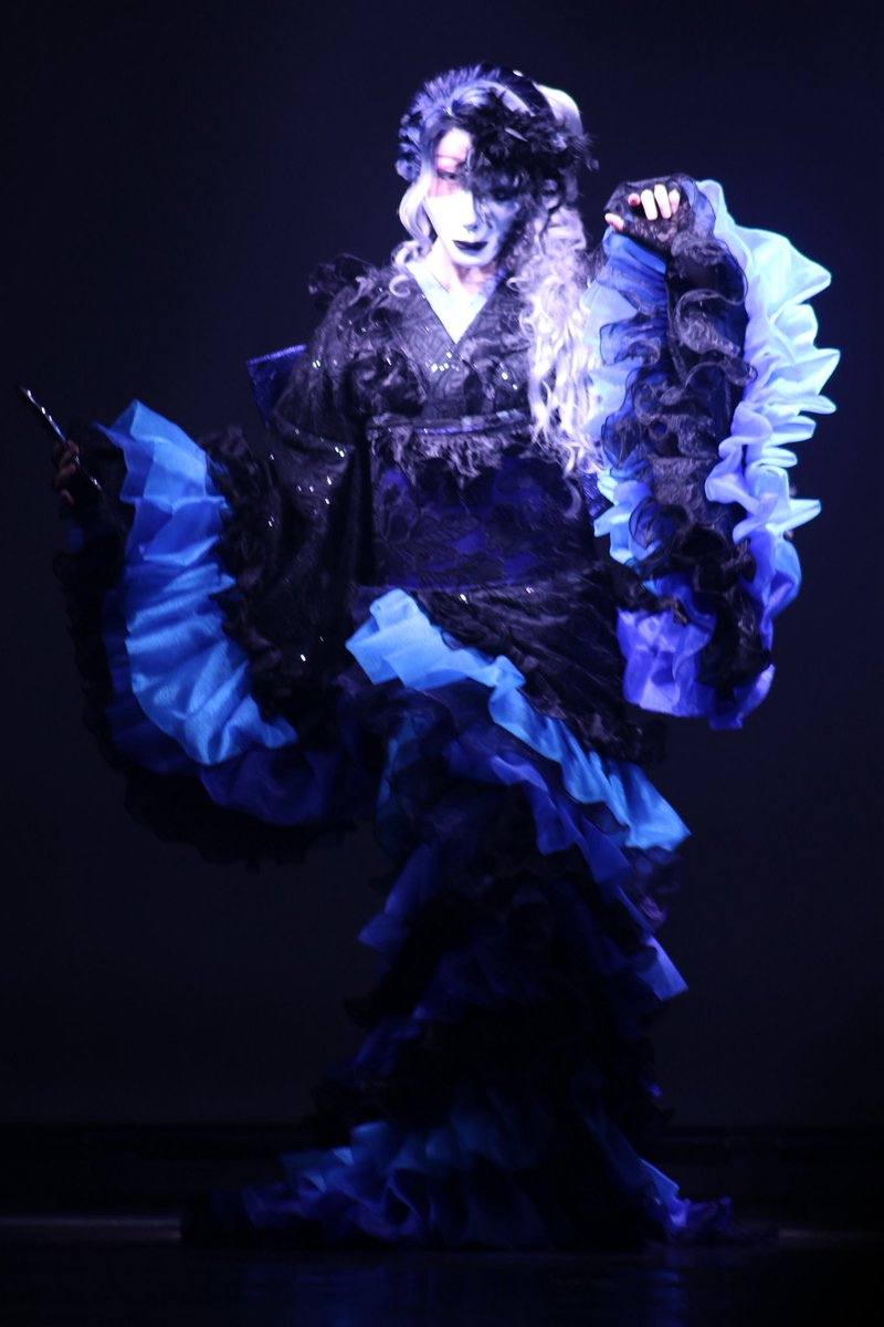 羽根・フード・着流し『大衆演劇・舞台衣装』 あとりえ汐栞(しおり) 大衆演劇 大衆演劇衣装 舞台衣装 (@siori2155