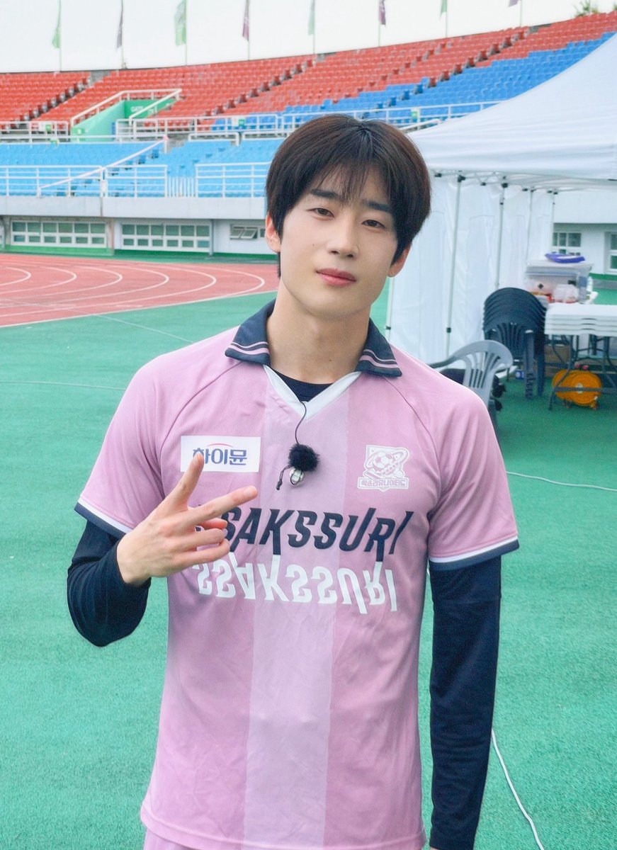 [👍]

WOOYA #뭉쳐야찬다4 완료🕶

일요일 저녁 최고의 선택
뜽우랑 싹쓰리UTD 응원하기📣

💜 : 승우 지켜 승우 안아 (̨̡ ᵒ̴̶̷̥́- ᵒ̴̶̷̣̥̀ )̧̢

#한승우 #HANSEUNGWOO