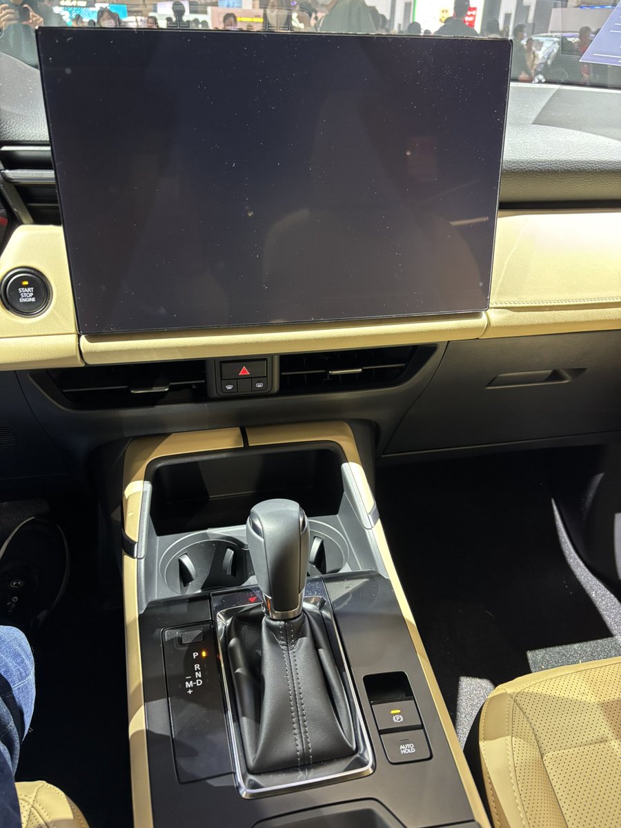 投稿遅れましたがジャパンモビリティーショー行ってきました！MAZDA気になってたので大満足！新型CX-5も良きでした！