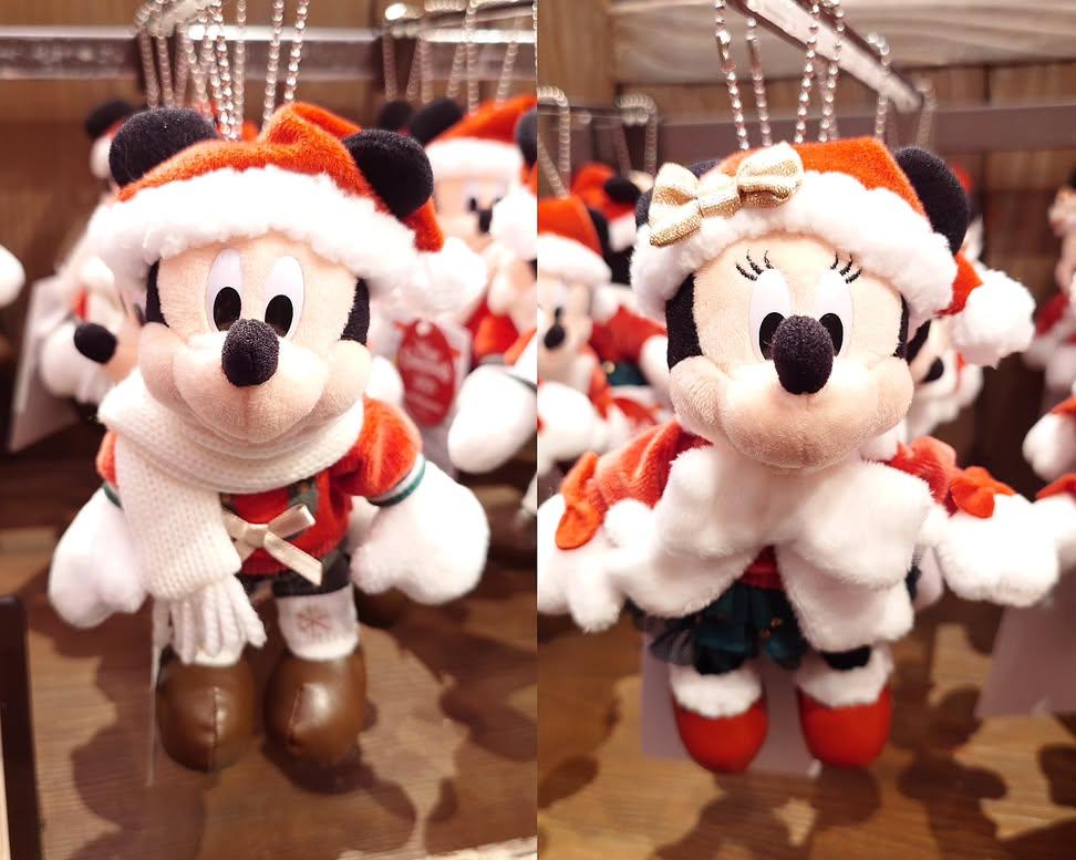 クリスマス 】サンタ帽がかわいい #ミッキーぬいぐるみバッジ