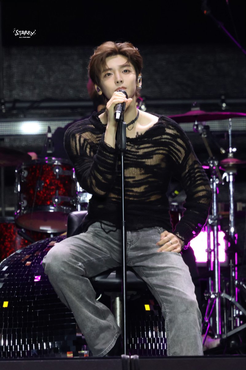 📸 251116 - Yangtze Finless Porpoise Music Festival

© STARRY-侯明昊
#houminghao • #侯明昊 • #후명호