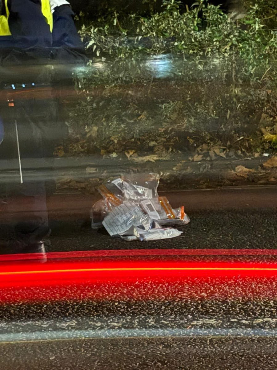 ARWURZELBS3's tweet image. Photos from the scene showing weapons confiscated from
The masked up agitators