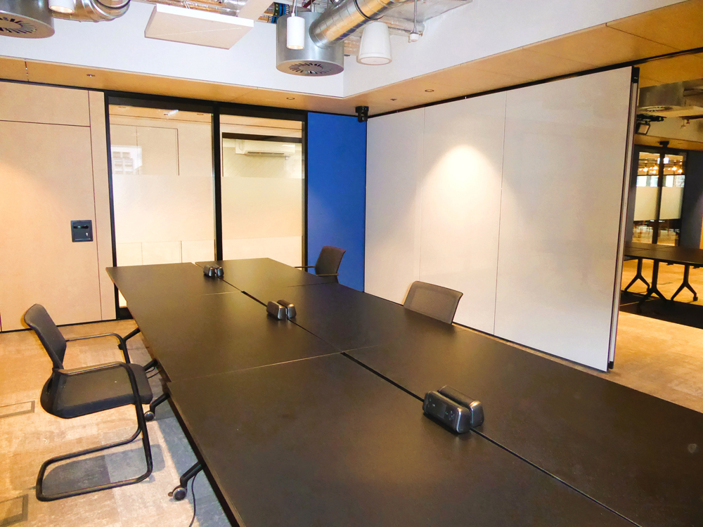 UK financial technology company Wise recently moved into new headquarters in London - partitioning experts Style added flexibility to the office’s meeting space...

brickwork-bulletin.co.uk/post/global-fi…

( <a href="/StylePartitions/">Style Partitions</a> )

#MoveableWalls #OfficeSpace #InteriorDesign #Architects #Acoustics