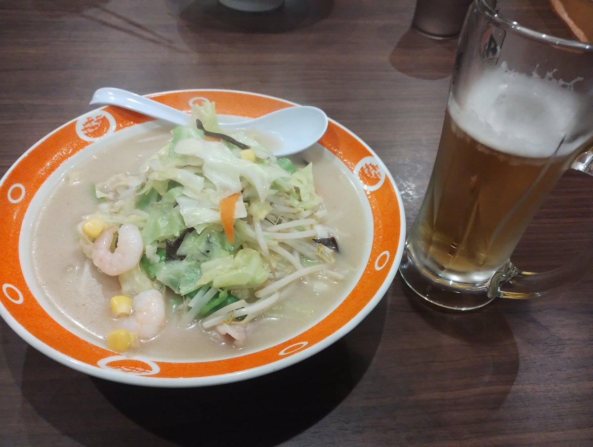 未完成展示会、無事終了いたしました。ゲストの皆様、ご来場ありがとうございました。準備、撤収、運営にご協力いただいた皆様、ありがとうございました。また、皆様とお会いできる日を楽しみにしております。
夕食は生中でぷはぁです。