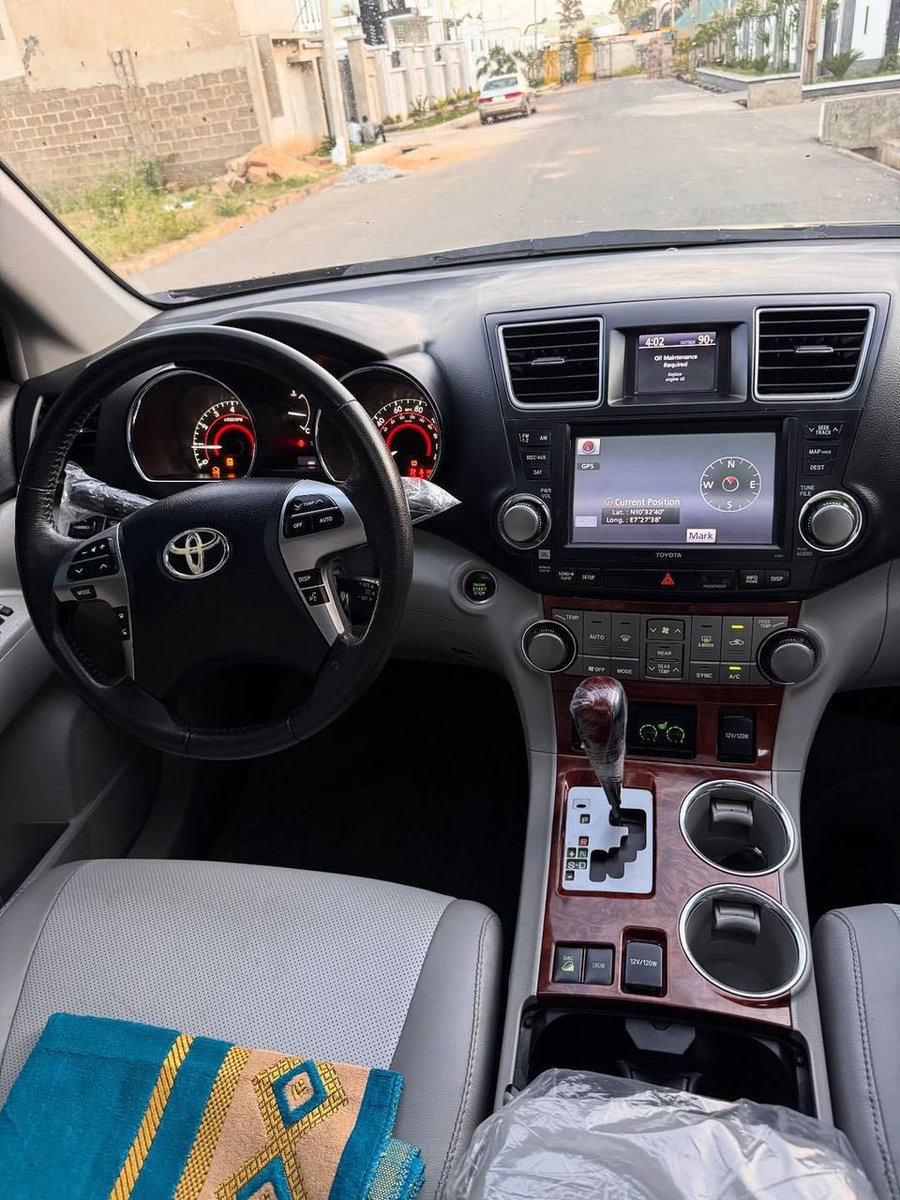 1_4wheels's tweet photo. TOYOTA HIGHLANDER 2011 MODEL
AVAILABLE FOR INSPECTION
WITH ORIGINAL CUSTOMS DUTY
@1_4wheels
📍KADUNA
💰12,500,000
☎️07013714853
#obleeapp Nig 2 Blessed Sunday Imisi https://t.co/Qnu54w3ULZ