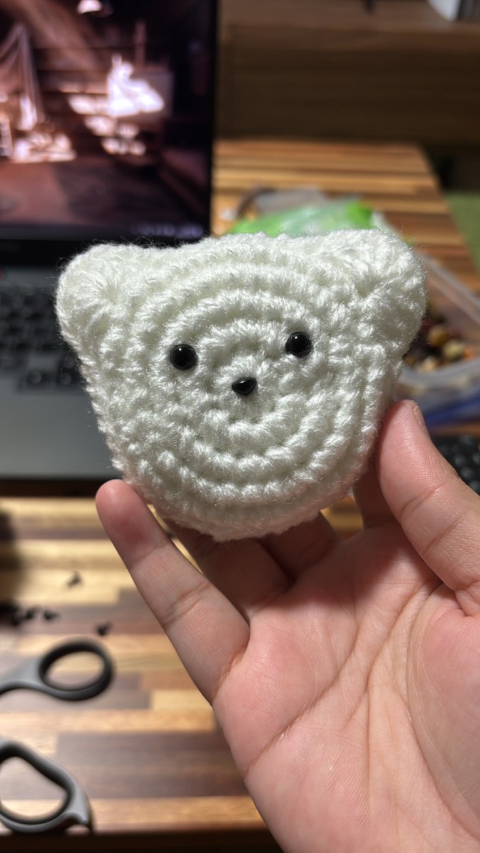 👠teh aku mau nonton konser nflying, bisa bikinin aku ini gaaaa
🦭siappp