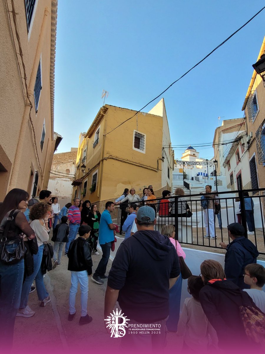 Gran participación en la II Ruta Turística “El Prendimiento de Hellín”, organizada dentro del 75º aniversario de la Cofradía.

Gracias al Ayuntamiento, a la Oficina de Turismo y a Marisa Tarancón por poner en valor nuestro casco antiguo.

#Turismo #Cofradías #Prendimiento