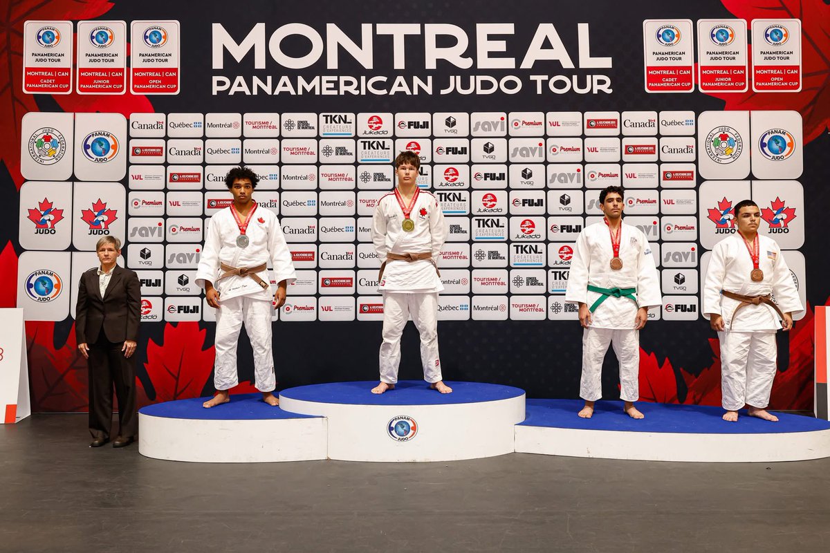 ميـدالـية قـادمـة مـن كـندا 🇨🇦 
تصل لـ #أرض_الأبطال 📍

موهبتنا البطل 'خالد الشمري' يحقق ميدالية برونزية في رياضة الجودو 'تحت ٩٠ كجم' ضمن منافسات كأس بانمريكا 🥉

تستاهل يا بطل 💪🏻

#مواهبنا_في_كندا