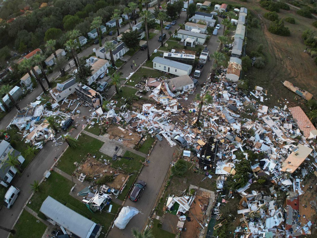 Aerial imagery shared with me (looking for exact source), but it shows the extent of the damage done to the mobile homes in the recent tornado. Note that some were completely removed from their foundations and disintegrated mid-air with debris deposited downwind. Horrible...
