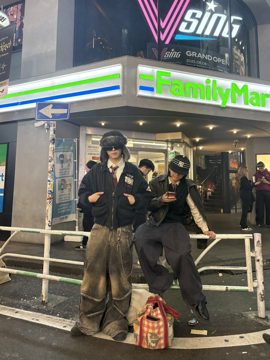 kasuringo_000's tweet photo. 一緒に写真撮りに行ってくれる人！ https://t.co/EuQ6pFZ9MO