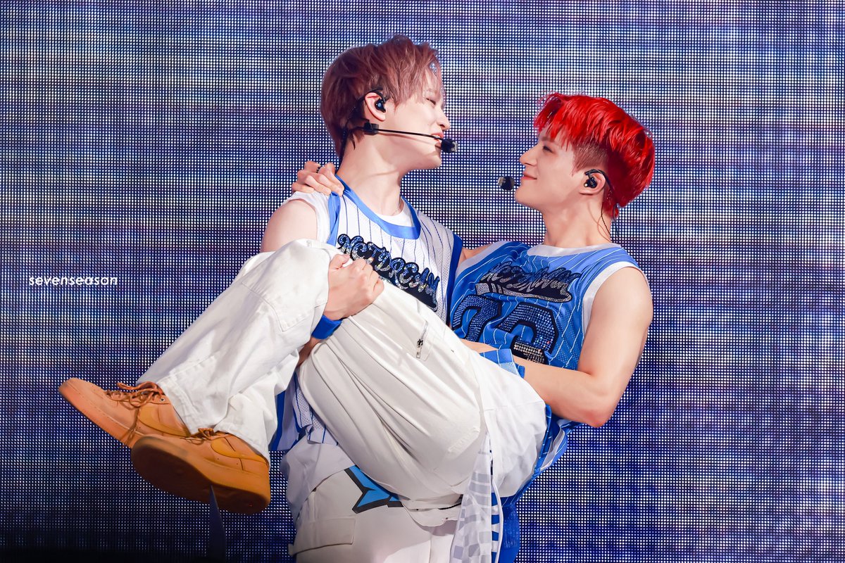 251116 드림쇼4 TDS4 사이타마 

(.◜◡◝) ( ◠‿◠ ) 

#제노 #JENO #천러 #CHENLE 
#엔시티드림 #NCTDREAM