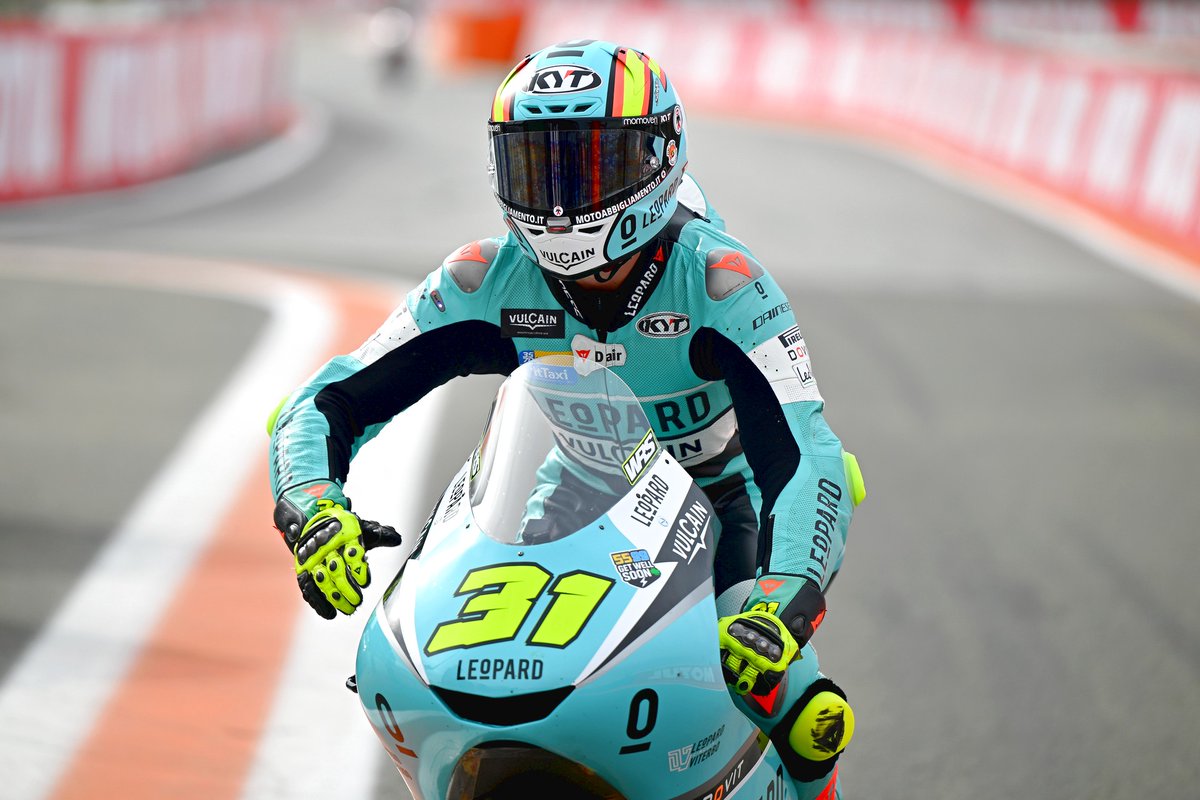 Dainese tweet media